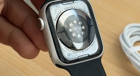 Fair
													Apple Watch Series 8 45mm - Unlocked, Silver, A2774 - Cellular, Aluminum, photo 5 of 8