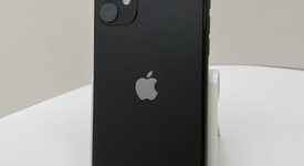 Fair
													Apple iPhone 11 - Unlocked, Black, 64 GB, A2111, photo 3 of 9
