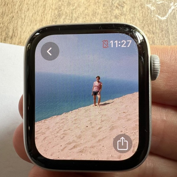 Apple Watch SE 1st Gen 44mm - Silver, A2352 - GPS, Aluminum