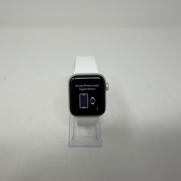 Apple Watch SE 1st Gen 40mm - Unlocked, Silver, A2353 - Cellular, Aluminum