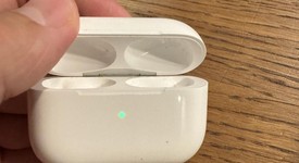 Used
													Apple AirPods Pro 2 - USB-C, photo 1 of 4