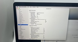 Fair
													MacBook Pro 2018 (With Touch Bar) - 15" - I7, Silver, 256 GB, 16 GB, photo 5 of 10