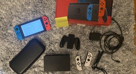 Good
													Nintendo Switch - Red & Blue, 32 GB, photo 5 of 6