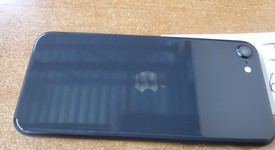 Mint
													Apple iPhone SE 2nd Gen 2020 - Unlocked, Black, 64 GB, A2275, photo 4 of 10
