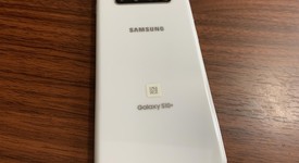 Good
													Samsung Galaxy S10 Plus - Verizon, Ceramic White, 512 GB, 8 GB, SM-G975U, photo 4 of 4