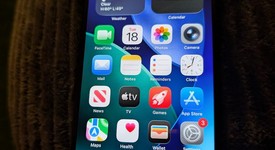 Mint
													Apple iPhone 15 - Unlocked, Black, 128 GB, A2846, photo 2 of 10