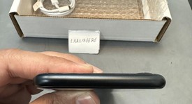 Mint
													Apple iPhone SE 3rd Gen 2022 - Unlocked, Midnight, 64 GB, A2595, photo 5 of 6