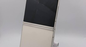 Good
													Samsung Galaxy Z Flip5 - Unlocked, Cream, 512 GB, 8 GB, SM-F731U1, photo 1 of 7