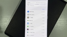 Good
													Apple iPhone 16 Pro Max - Unlocked, White, 256 GB, A3084, photo 4 of 5