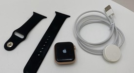 Fair
													Apple Watch Series 6 40mm - Unlocked, Gold, A2293 - Cellular, Aluminum, photo 1 of 7