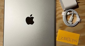 Mint
													Apple iPad 9th Gen - Wi-Fi, Silver, 64 GB, A2602, photo 2 of 6