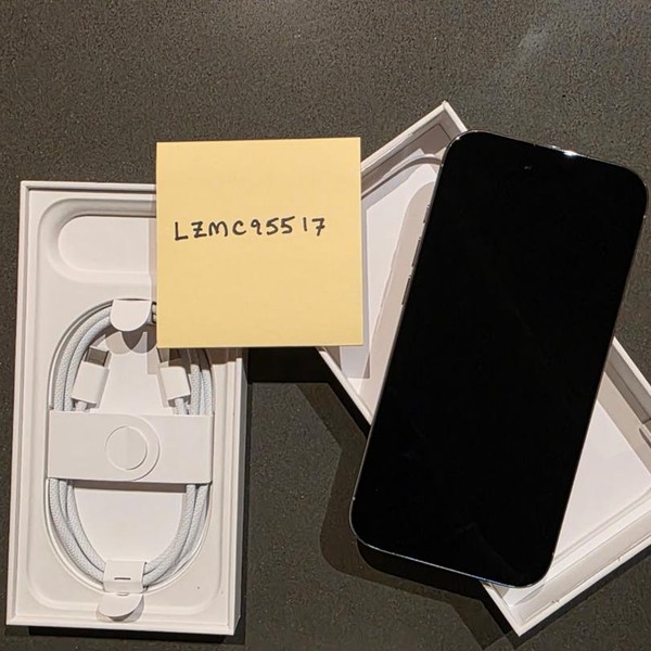 Apple iPhone Air - Unlocked, 1 TB, Cloud White, A3260