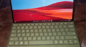 Good
													Microsoft Surface Pro X - SQ1, Black, 128 GB, 8 GB, GSM Unlocked, photo 1 of 13