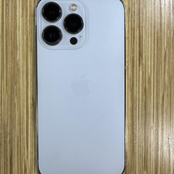 Apple iPhone 13 Pro - Unlocked, 256GB, Silver, A2483 - LAGQ42366