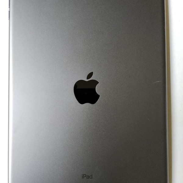 Apple iPad (9th Gen) - Wi-Fi, 64 GB, Gray, A2602