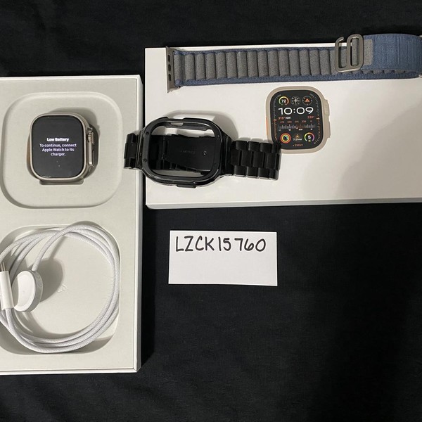 Apple Watch Ultra 2 49mm - Unlocked, Natural, A2986