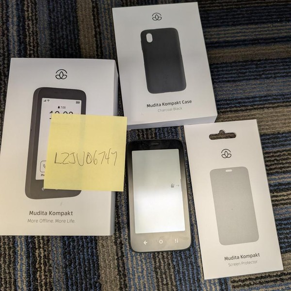 Mudita Kompakt - Black