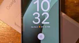 Mint
													Google Pixel 9a - Unlocked, Iris, 128 GB, 8 GB, photo 2 of 7