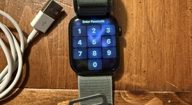 Fair
													Apple Watch Series 7 45mm - Black, A2474 - GPS, Aluminum, photo 4 of 14