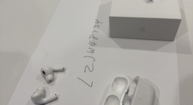 Used
													Apple AirPods Pro 2nd Gen - USB-C, photo 3 of 4