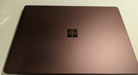 Mint
													Microsoft Surface Laptop 2 - I5, Burgundy, 256 GB, 8 GB, photo 4 of 17