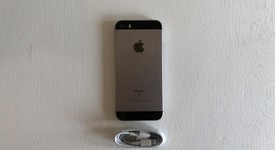 Good
													Apple iPhone SE 1st Gen 2016 - Unlocked, Grey, 16 GB, A1662, photo 1 of 13