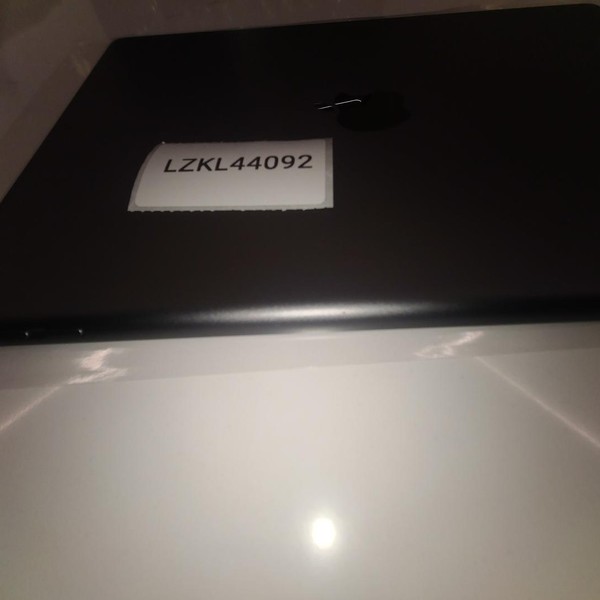 Apple iPad 8th Gen - Wi-Fi, 32 GB, Gray, A2270