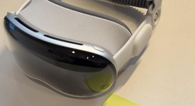 Mint
													Apple Vision Pro - 256 GB, photo 6 of 6