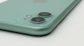 Fair
													Apple iPhone 11 - Unlocked, Green, 64 GB, A2111, photo 4 of 7
