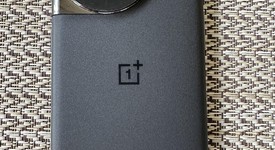 Mint
													OnePlus 11 - Unlocked, Black, 256 GB, 16 GB, CPH2451, photo 3 of 10