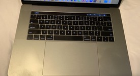 Good
													MacBook Pro 2017 (With Touch Bar) - 15" - I7, Gray, 256 GB, 16 GB, photo 2 of 11