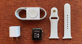 Good
													Apple Watch Series 3 38mm - Unlocked, Silver, A1860, Stainless, photo 1 of 9