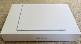 Mint
													MacBook Air 2025 (M4) - 15" - Apple M4, Sky Blue, 256 GB, 16 GB, photo 1 of 10