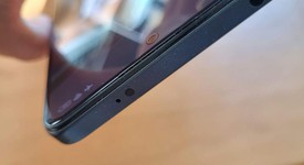 Mint
													Xiaomi Redmi Note 12 - Unlocked Non-US, Black, 128 GB, 4 GB, photo 3 of 10