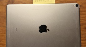 Good
													Apple iPad Pro 10.5" - Wi-Fi, Silver, 256 GB, photo 2 of 2