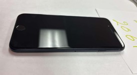 Mint
													Apple iPhone SE 3rd Gen 2022 - Unlocked, Midnight, 64 GB, A2595, photo 5 of 7