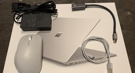 Mint
													Microsoft Surface Laptop 2 - I5, Platinum, 256 GB, 8 GB, photo 1 of 9
