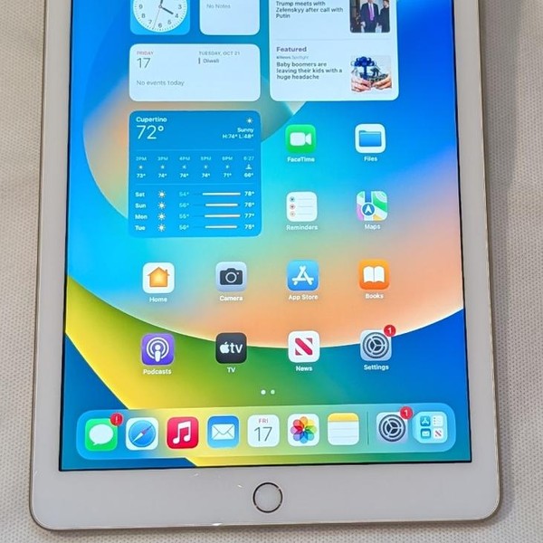 Apple iPad 5th Gen - T-Mobile, 128 GB, Gold, A1823