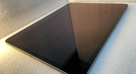 Good
													Apple iPad Pro 12.9" 4th Gen 2020 - Unlocked, Gray, 256 GB, A2069, photo 2 of 10