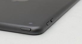 Fair
													Apple iPad 8th Gen - Wi-Fi, Gray, 32 GB, A2270, photo 4 of 7