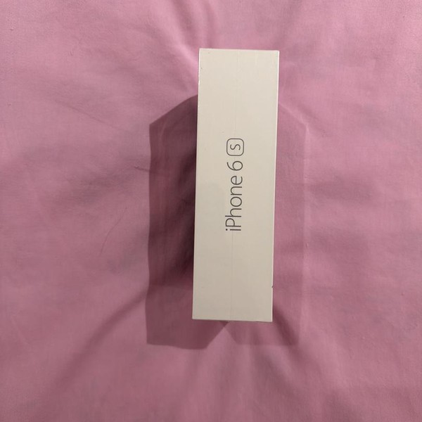Apple iPhone 6S - Unlocked, 128 GB, Grey, A1688