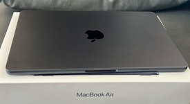 Mint
													MacBook Air 2022 - 13" - Apple M2, Midnight, 256 GB, 8 GB, photo 2 of 14