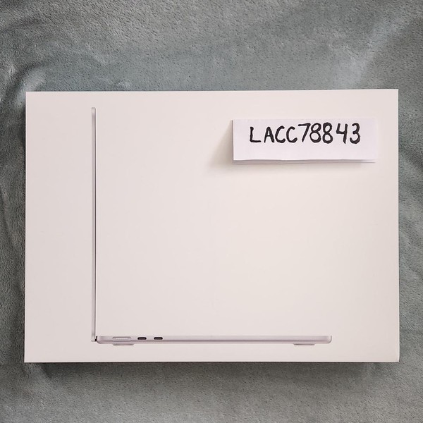 MacBook Air 2025 (M4) - 13 inch - 256 GB, Silver, 16 GB, Apple M4