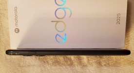 Mint
													Motorola Edge (2025) - Metro by T-Mobile, 256 GB, photo 3 of 6