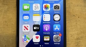 Fair
													Apple iPhone SE 3rd Gen 2022 - T-Mobile, Midnight, 64 GB, A2595, photo 1 of 11