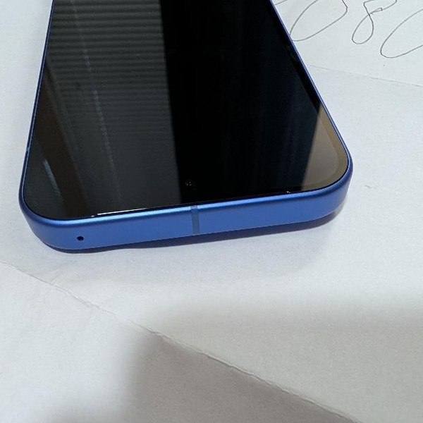 Google Pixel 10 - Unlocked, 128 GB, Indigo, GLBW0