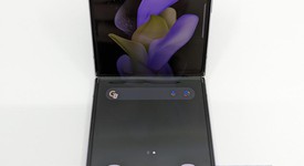 Good
													Samsung Galaxy Z Flip4 5G - Unlocked, Purple, 128 GB, 8 GB, SM-F721U1, photo 1 of 4