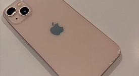 Mint
													Apple iPhone 13 - Unlocked, Pink, 128 GB, A2482, photo 4 of 6