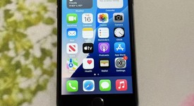 Good
													Apple iPhone SE 2nd Gen 2020 - Unlocked, Black, 64 GB, A2275, photo 3 of 4