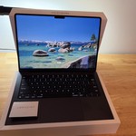 Mint MacBook Pro 2024 - 14 inch - Apple M4, Space Black, 512 GB, 16 GB